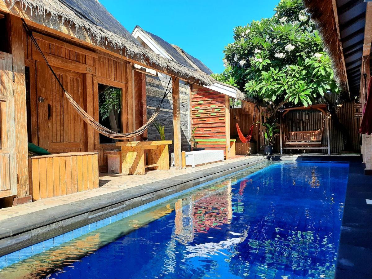 Little Mg Bed & Breakfast Gili Trawangan Exterior photo